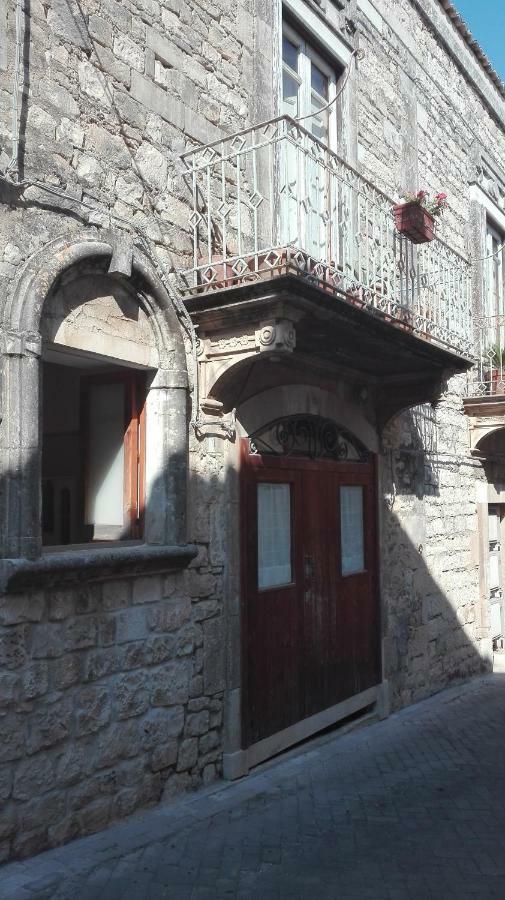 B&B Candido Vacanze モーディカ エクステリア 写真